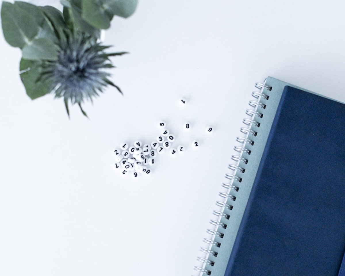 numbers-on-a-desk