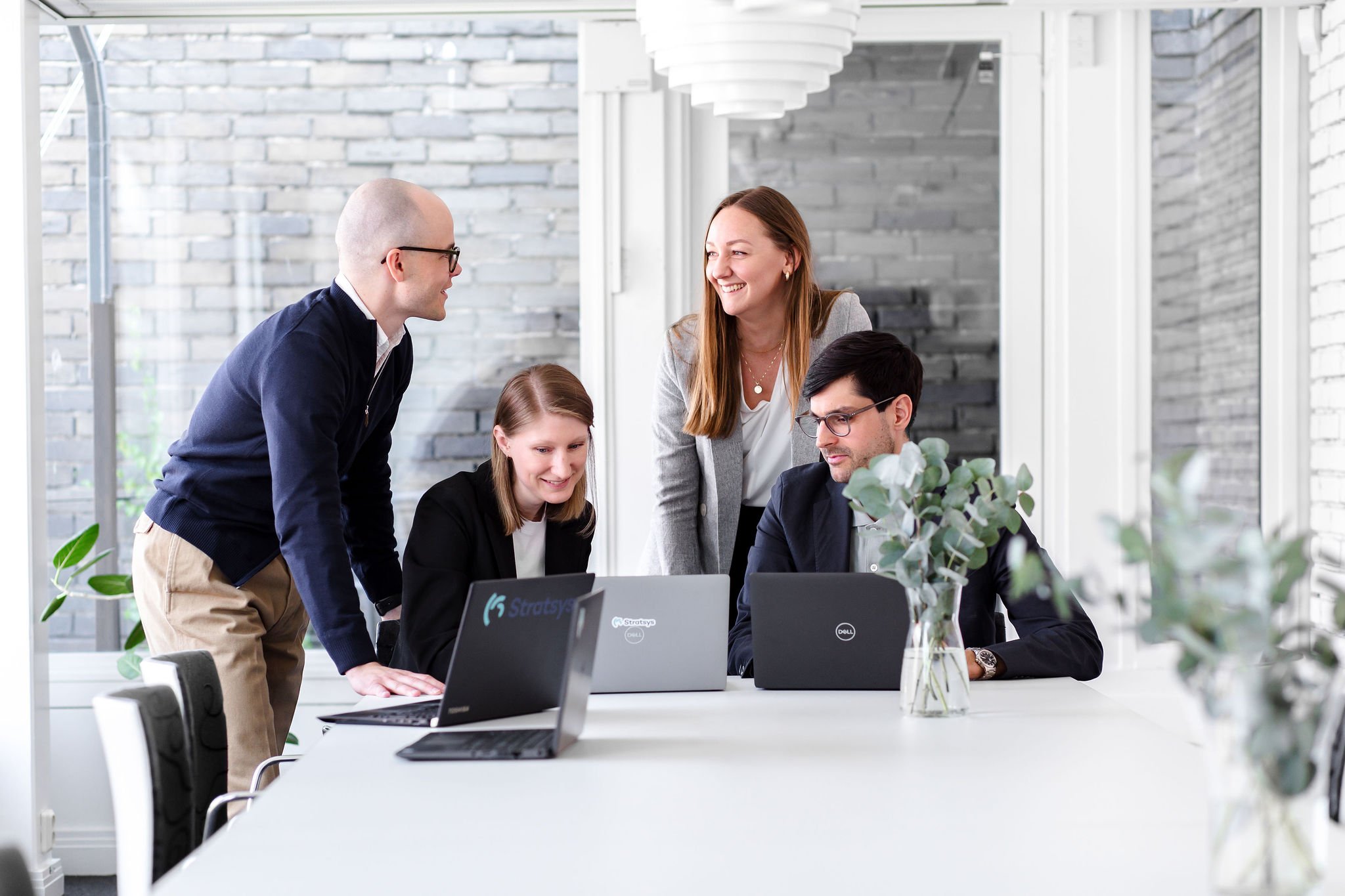 Set the structure for an effective risk management process