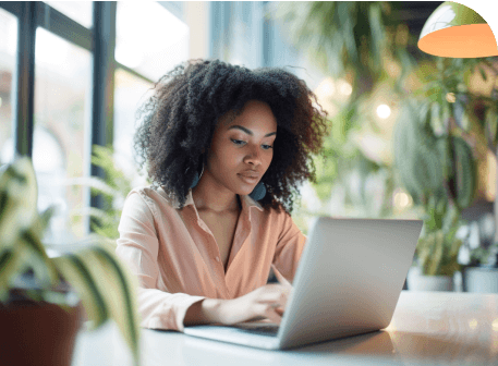 woman-working-in-stratsys-platform (1)